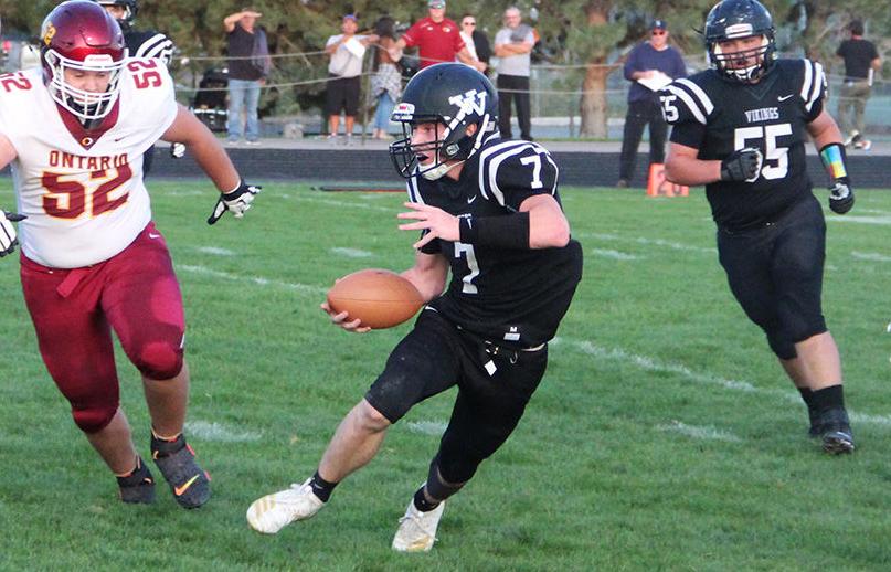 Vale S Kesey Switches To Receiver Signs With Eou Local Sports