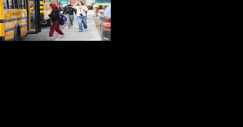 Police respond to school over hoax call of active shooter - Vimarsana News
