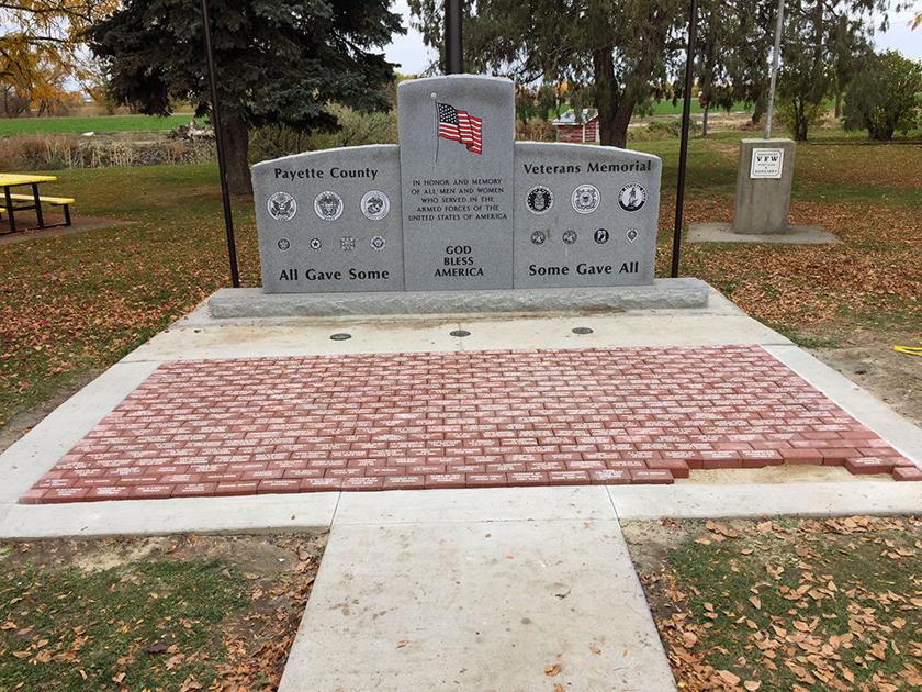 Veterans continue to sell bricks News