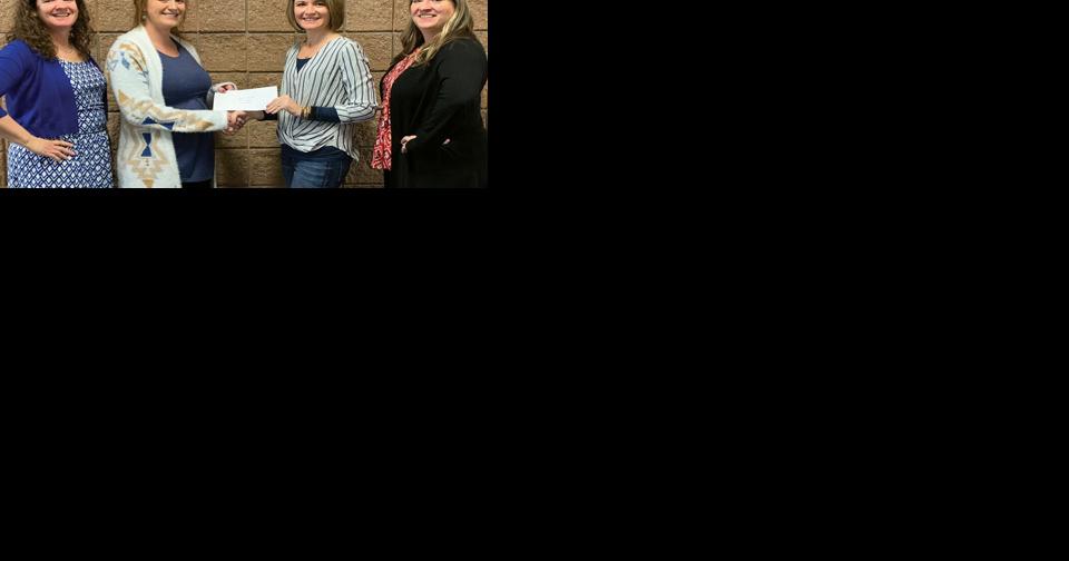 Shelby King Pollock receives $1,300 PEO scholarship - Vimarsana News