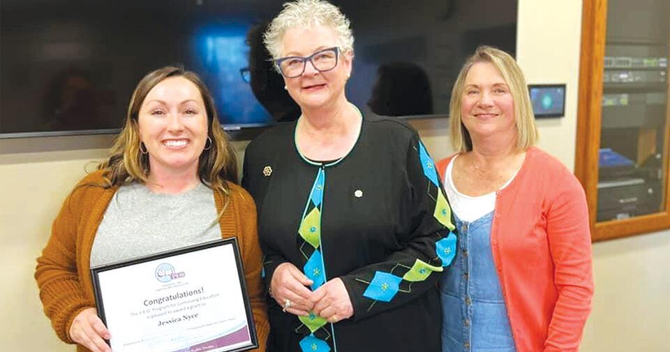 Ontario P.E.O Chapter awards $3k scholarship - Vimarsana News