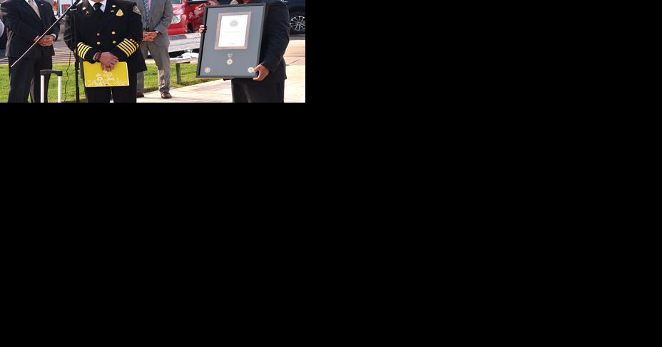 Meritorious medal for fire chief - Vimarsana News