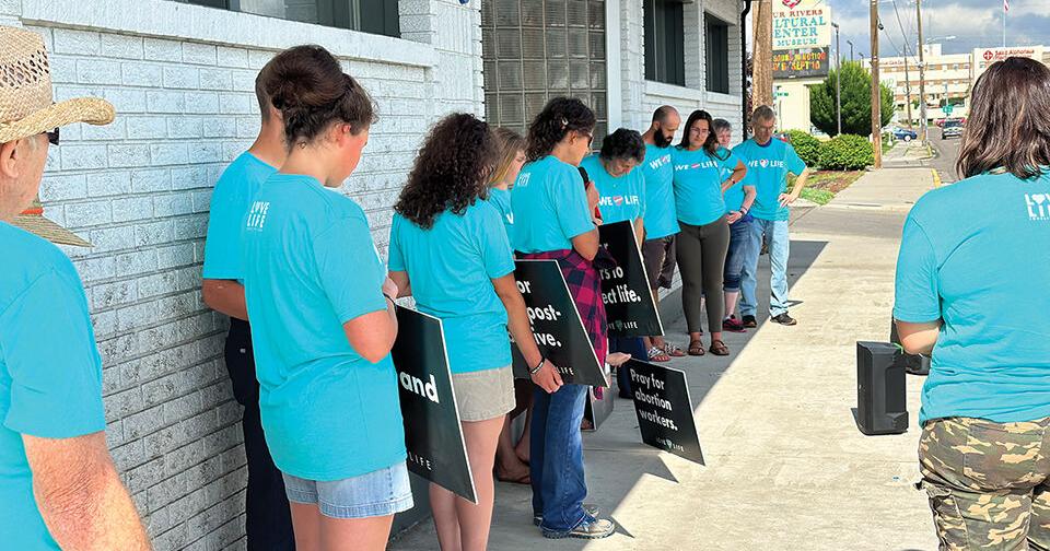 Organizers stage rally on 1-year anniversary of Roe v. Wade being overturned - Vimarsana News