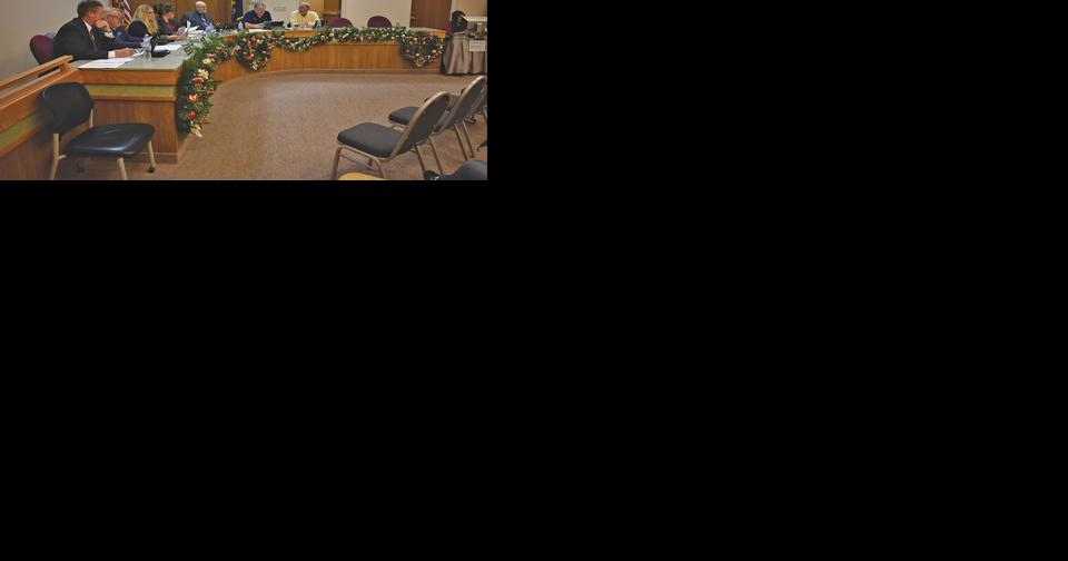 City Council comes bearing gifts - Vimarsana News