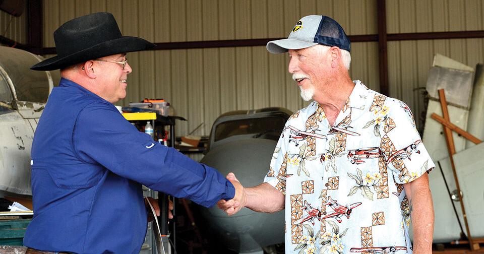 2 local pilots receive aviation awards - Vimarsana News