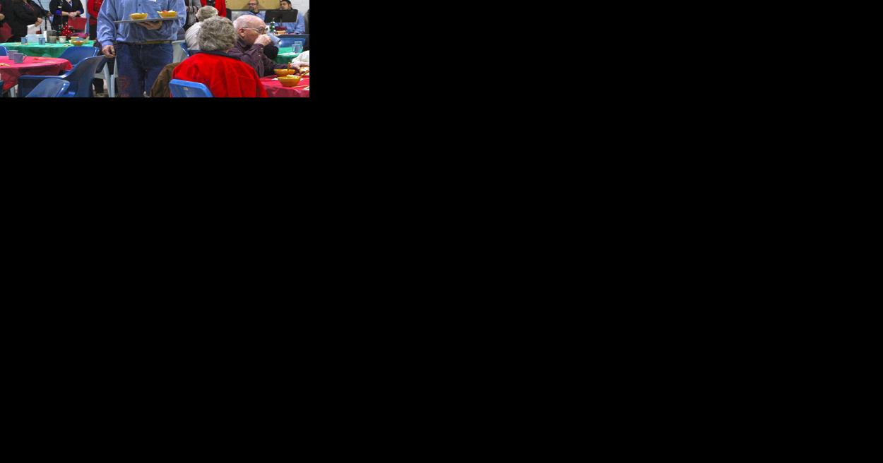 Snake River Correctional Institution serves up lunch for seniors on Dec. 7 - Vimarsana News