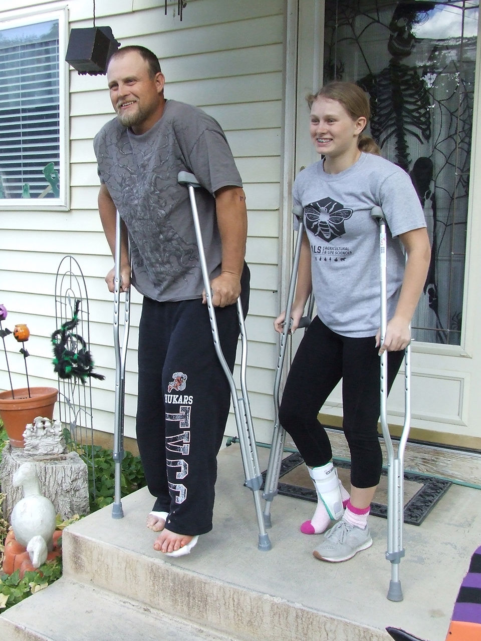 Father, daughter rescued after hunt