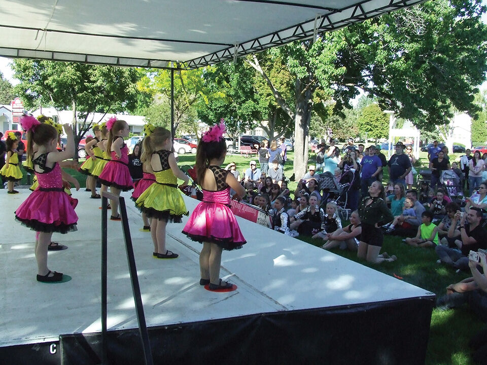 Apple Blossom Fest What To Expect This Year Local News Stories Argusobserver Com