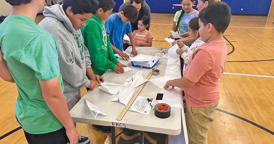 Interaktive Wissenschaft zieht Massen an die Four Rivers Community School – Ontario Argus Observer
