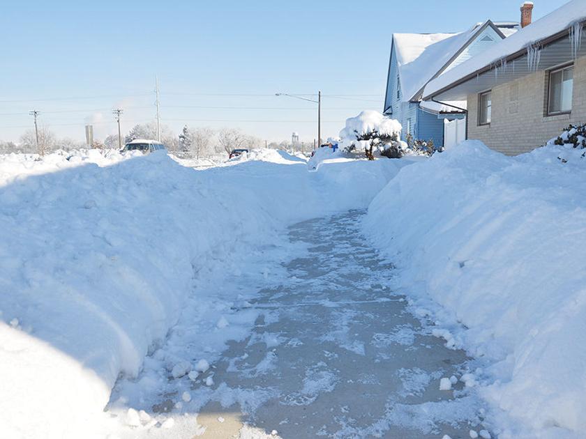Snow Piles Argusobserver Com