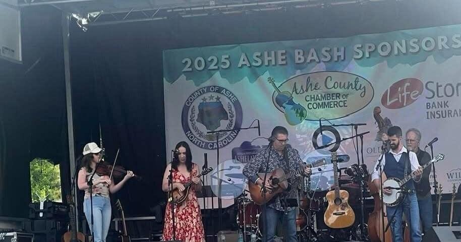 Ashe Bash draws spectators from across the region | Arts And Entertainment