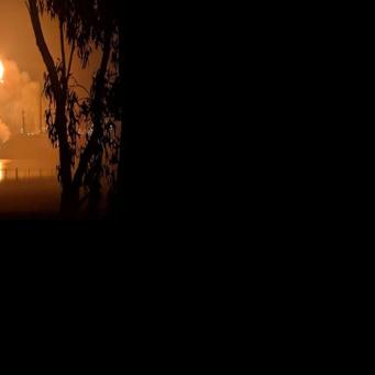 Fuel supply fears after blaze tears through crucial Australian refinery Janelle Meager AFP Apr 15, 2026 Apr 15, 2026 Updated 30 mins ago