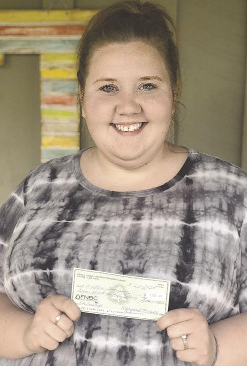 Mallori Thompson receives scholarship