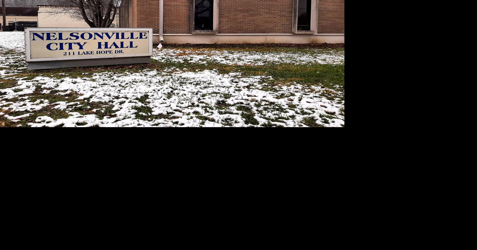 City manager defends Nelsonville PD hire at tense council meeting