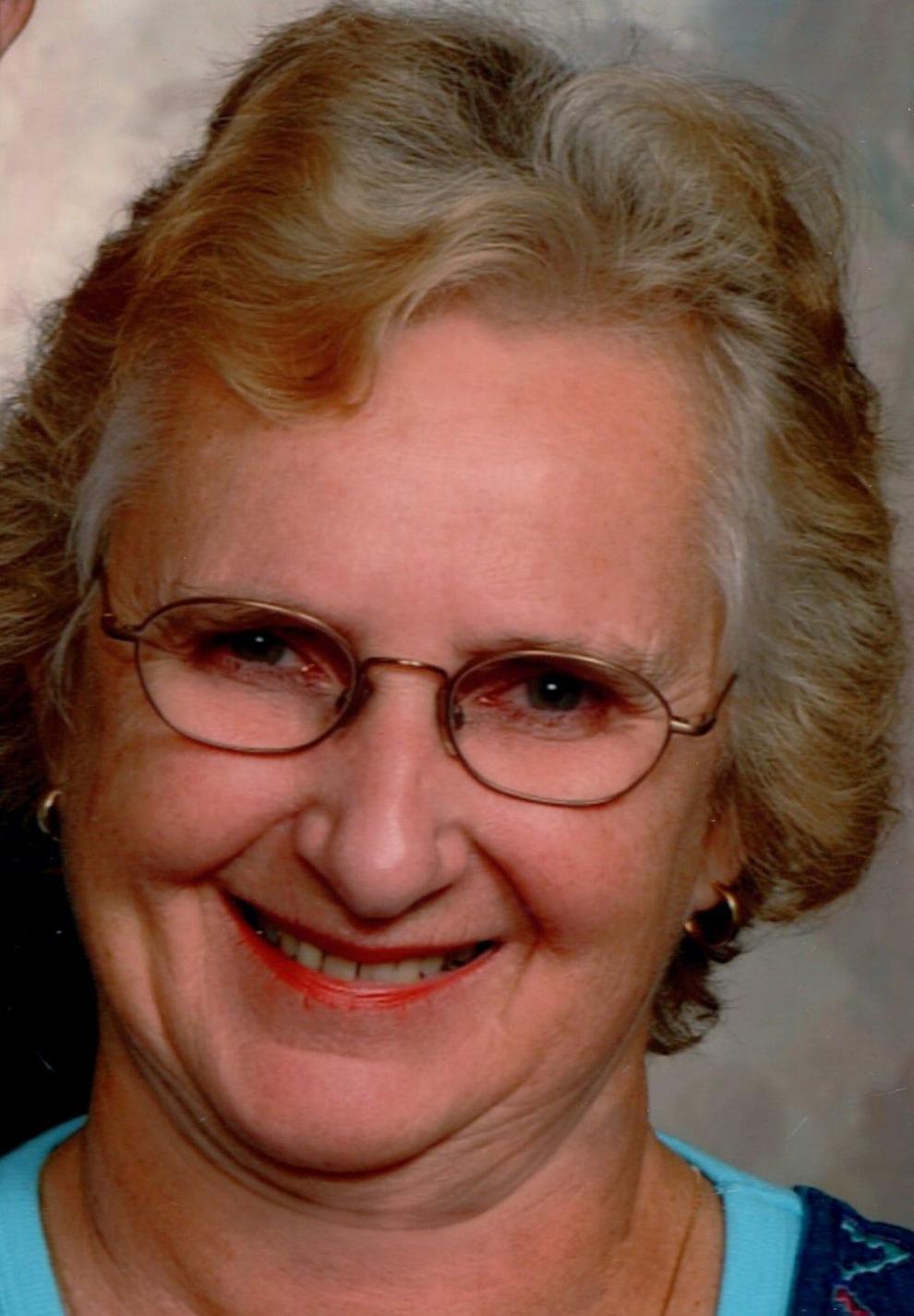 Mary Lou Lavelle Obituaries