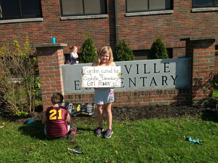 Coolville students complete beautification project News