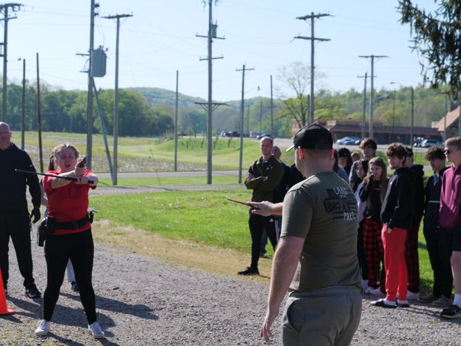 Criminal Justice seniors receive pepper spray certification