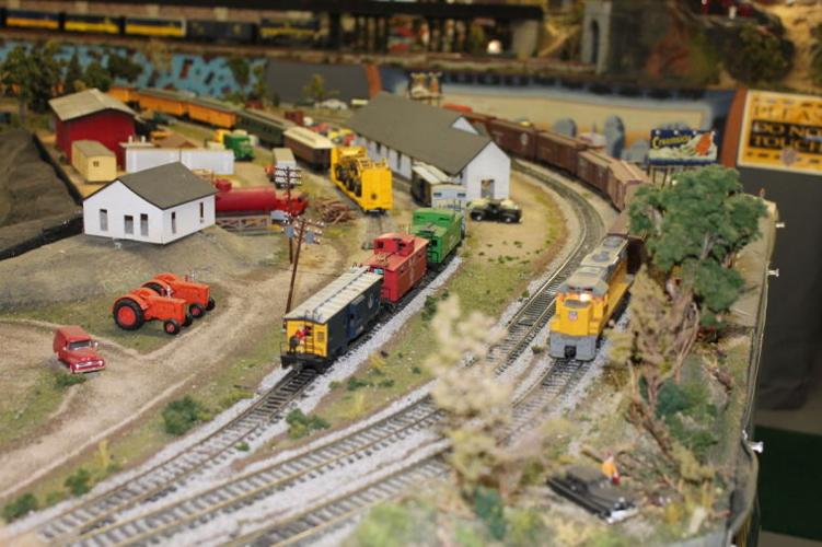 Fossil Rock Raiders Model Train Barn News