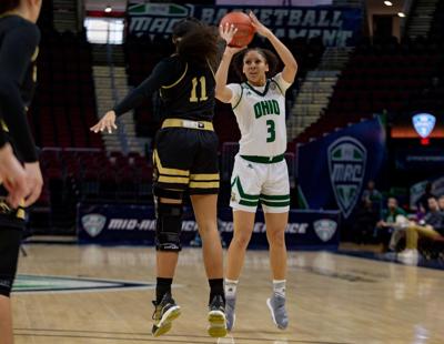 Johnson Burke Help Bobcats Bust Broncos 84 75 Ohio University