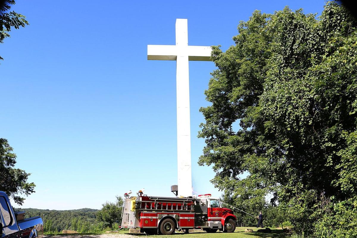 Nelsonville Cross looks like new again News