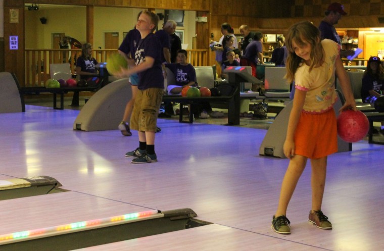 Bowling for the good of the kids: Elks sponsor local league for BBBS ...