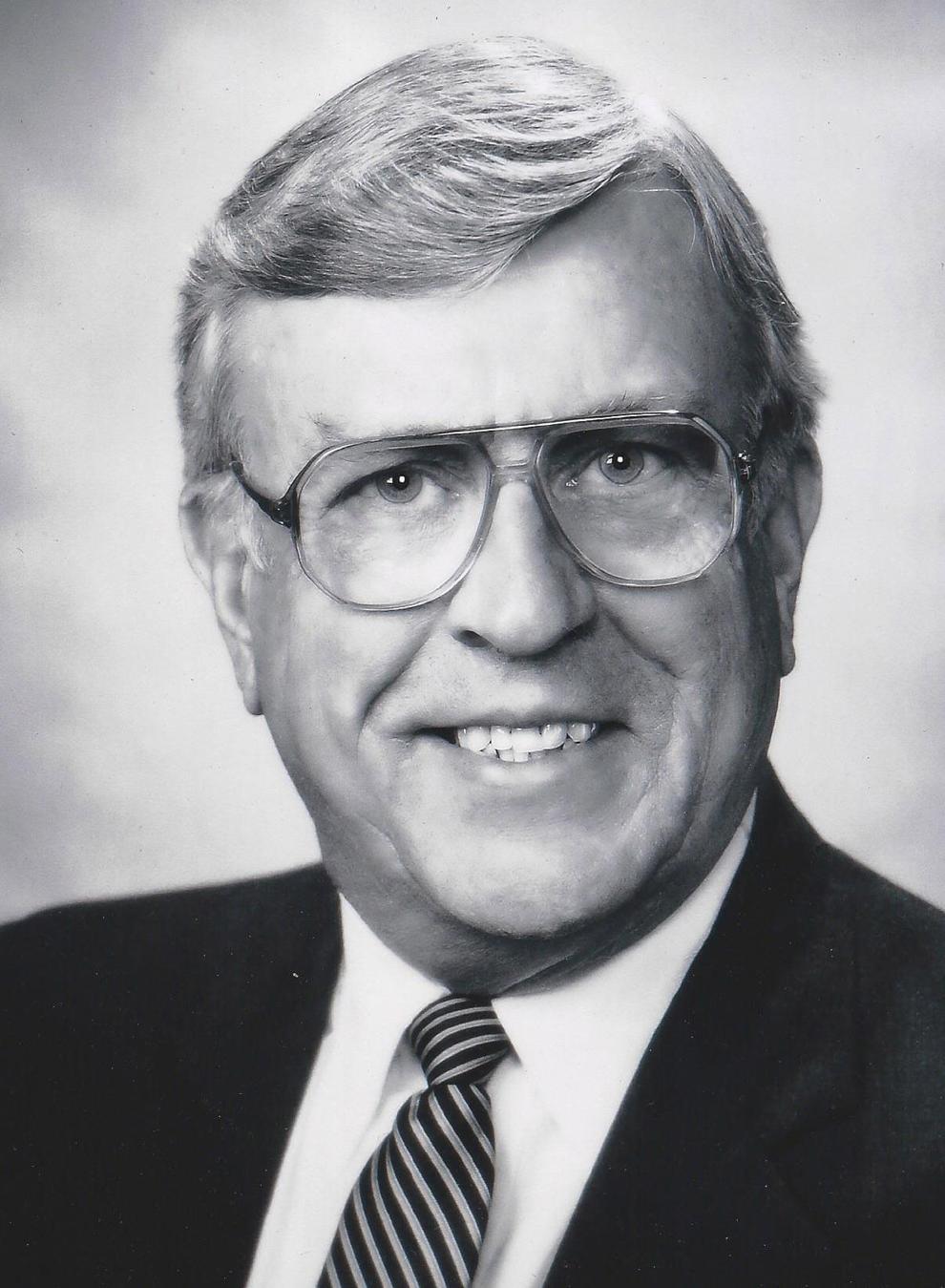 William Lavelle Obituaries