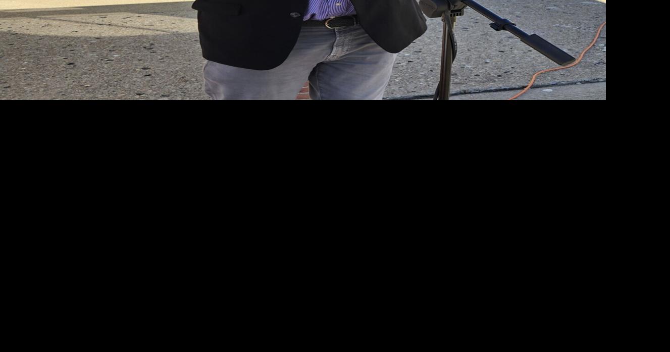 Ohio Supreme Court justice Donnelly stumps in Athens News