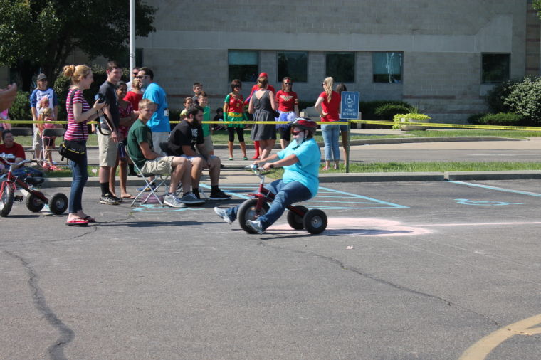 Adult tricycle race News