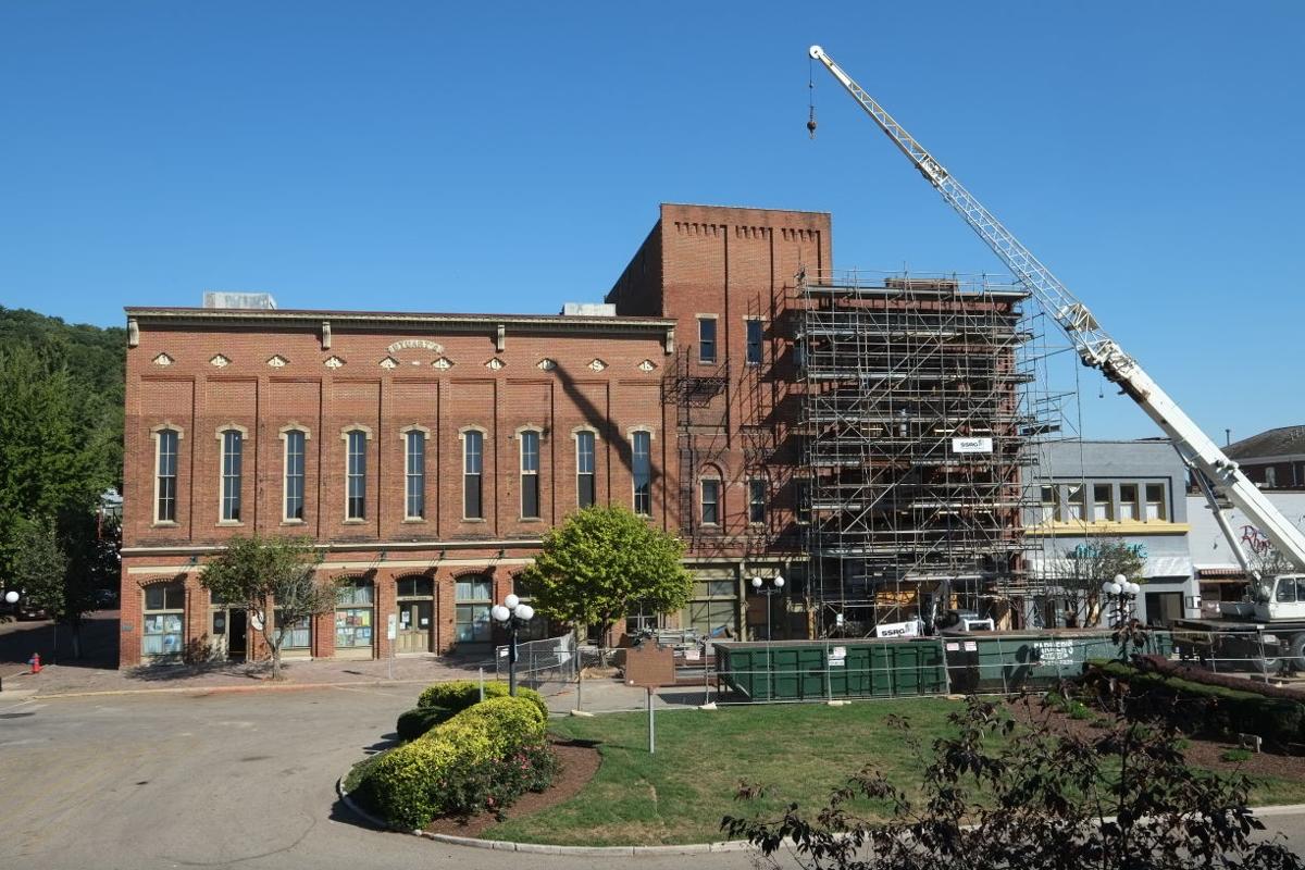 Nelsonville art district businesses strive to recover postfire