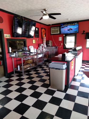 Inside Lucky's Pizza & Subs