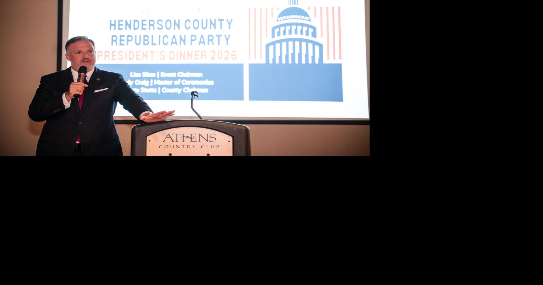 Rep. Mitch Little speaks in Athens