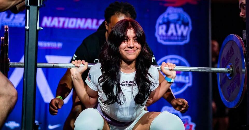 Sports: Athens lifter takes silver in Chicago