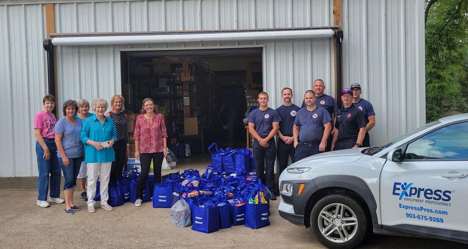 Businesses team up to stock food pantry News