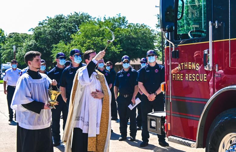 Athens dedicates new fire engine | News | athensreview.com