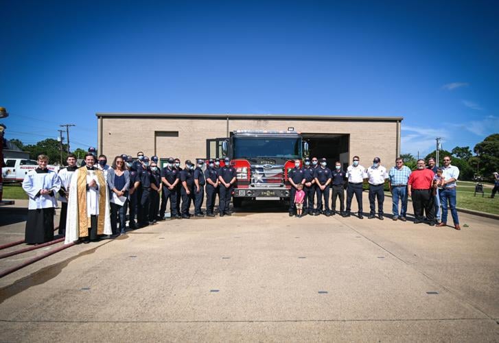 Athens dedicates new fire engine | News | athensreview.com