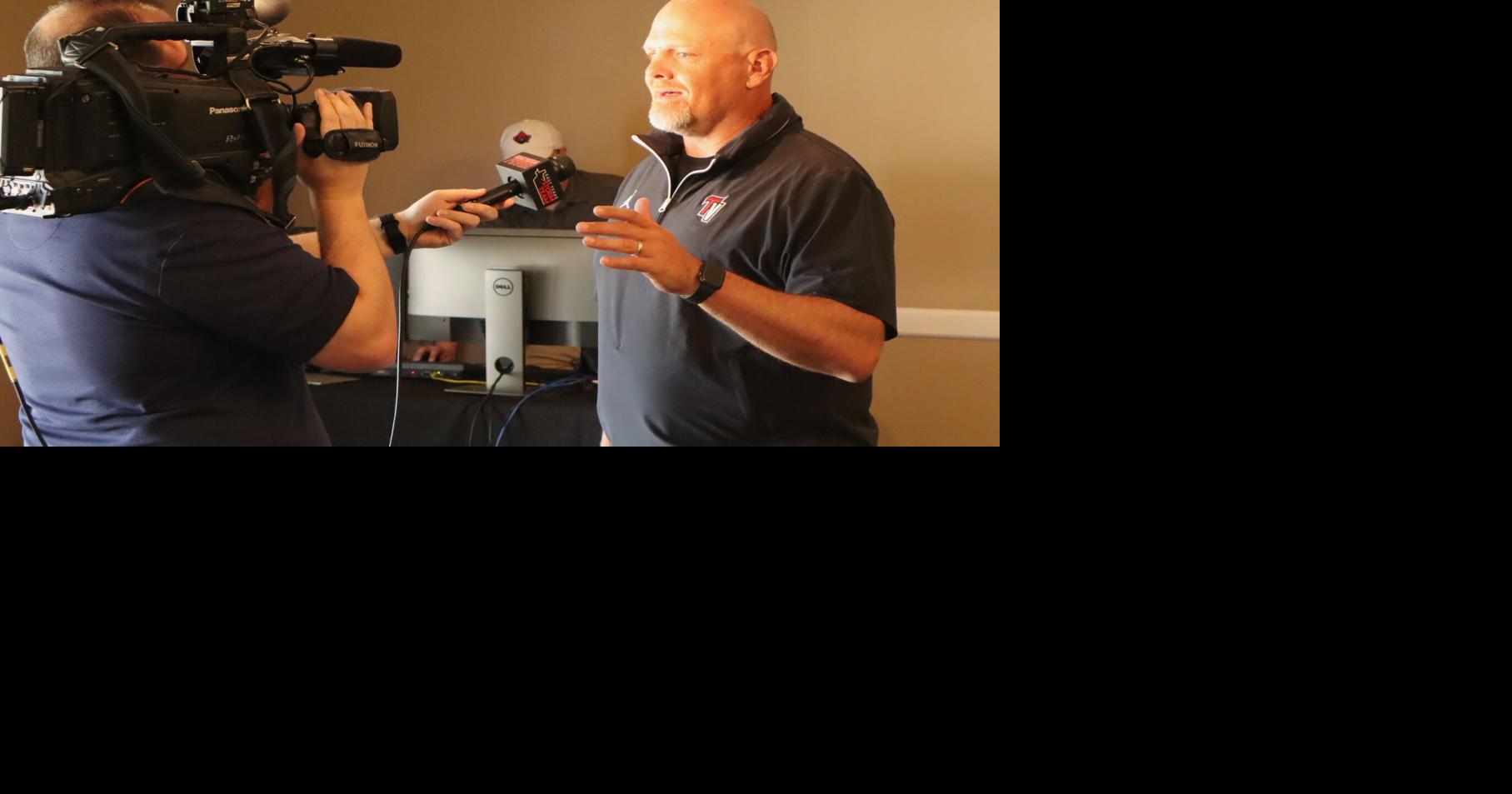 Sports: Junior colleges preview teams at Media Day