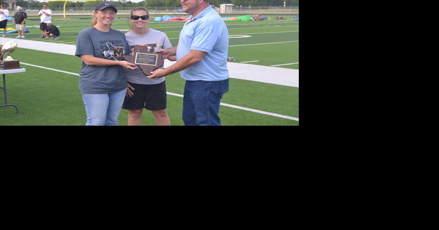 Malakoff High School Bash and Sports Awards program Gallery