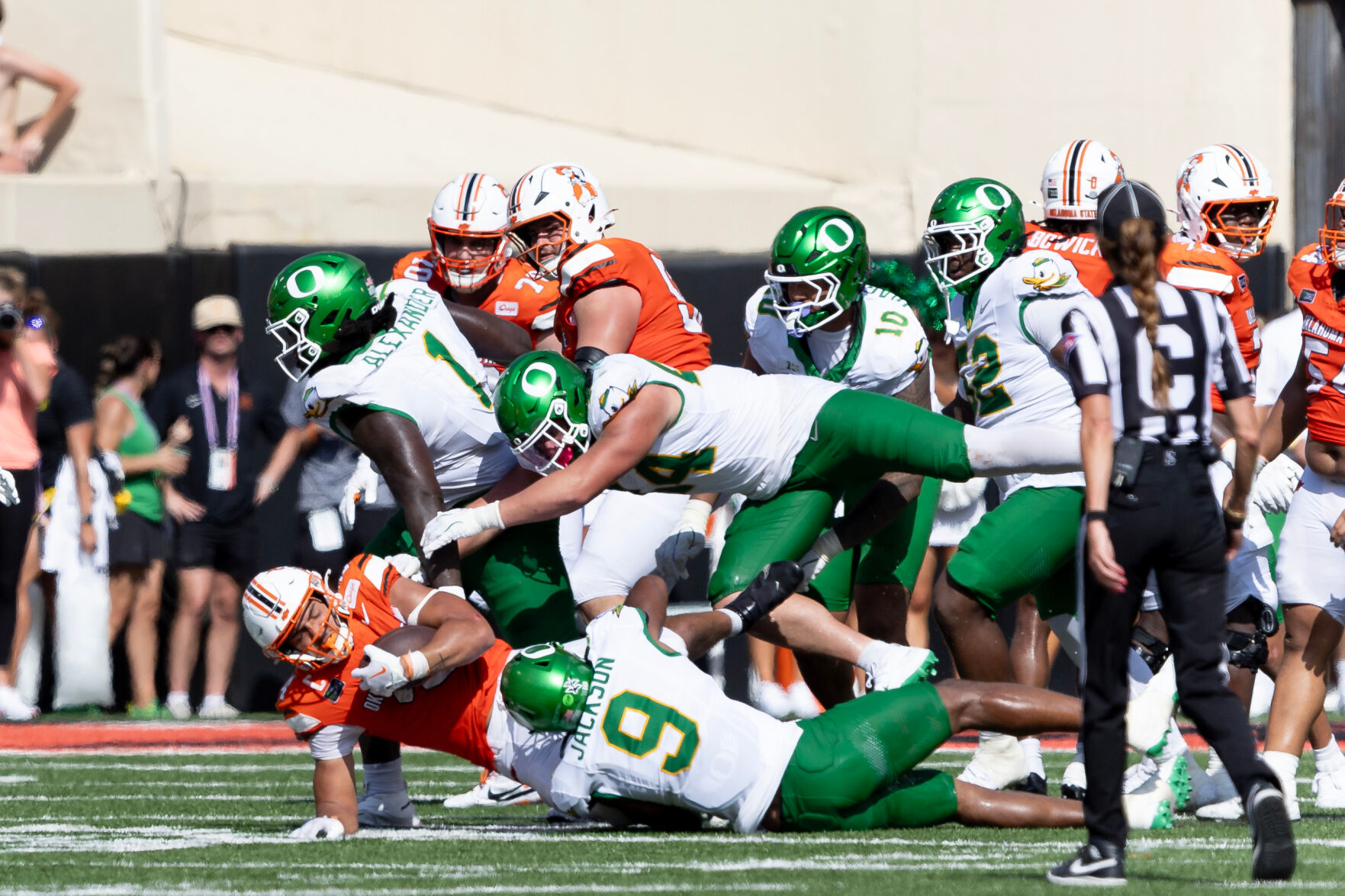 The AP Top 25 crowns Texas No. 1 in Week 2 of college football
