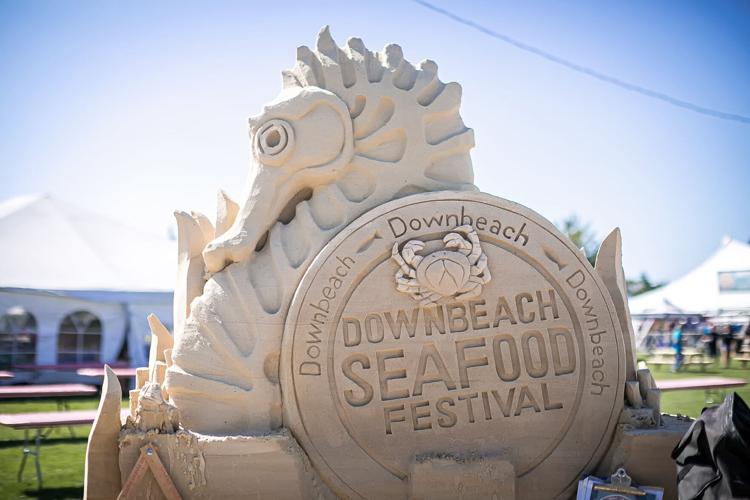 Downbeach seafood Sand sculpture