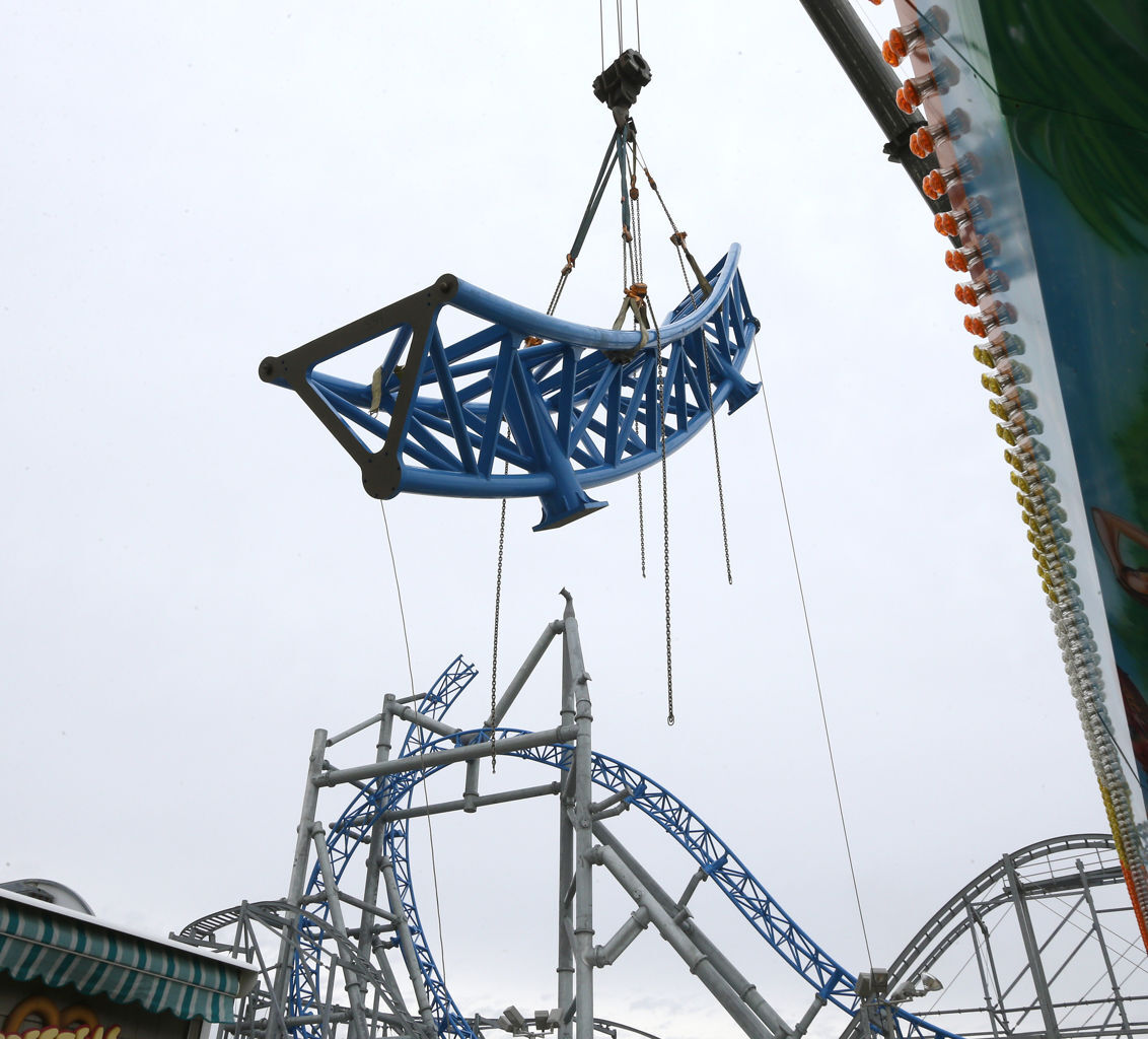 Ocean City s Playland replaces tracks on Gale Force roller coaster