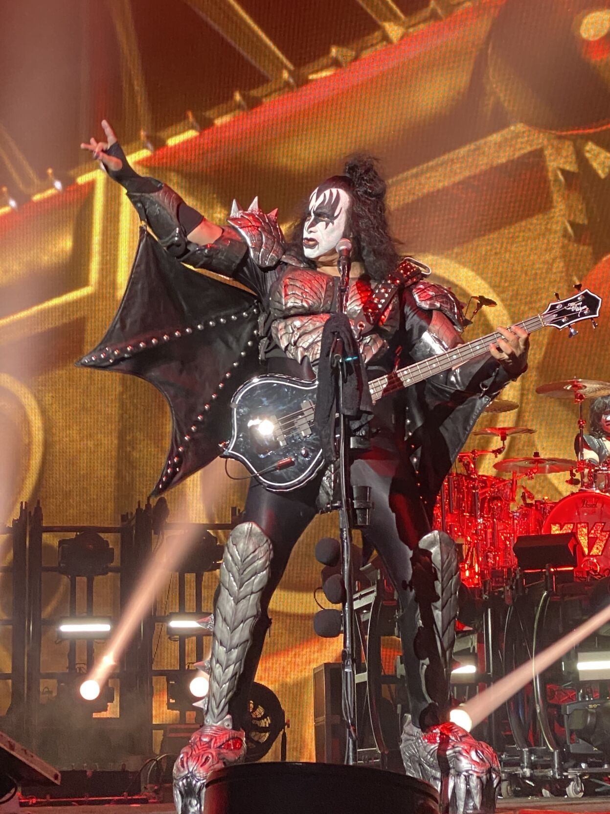 Rock and Roll Hall of Famers KISS say goodbye after nearly 50 years Rock and Roll Hall of Famers KISS say goodbye after nearly 50 years