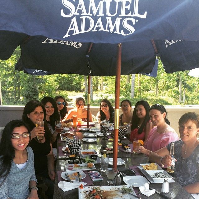 5 things to know about Hangtime Bar & Grille Arts and Entertainment