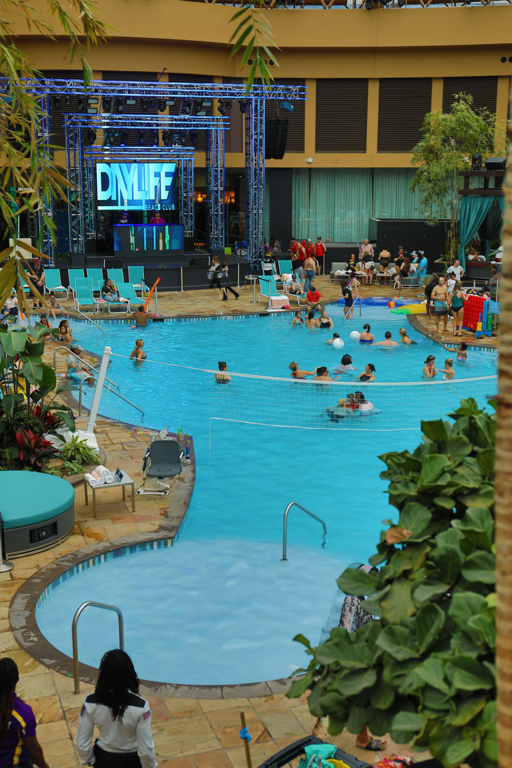 Daylife pool party at "The Pool" Harrah's AC