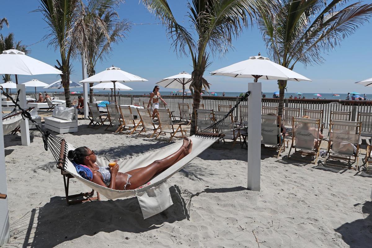 Check Out These Local Beach And Pool Bars Just For Fun