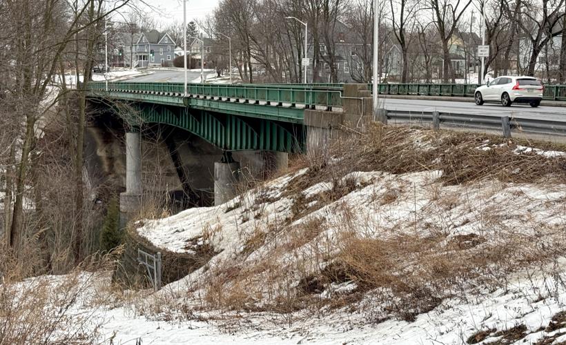 Lake Ave. Bridge 2.JPG