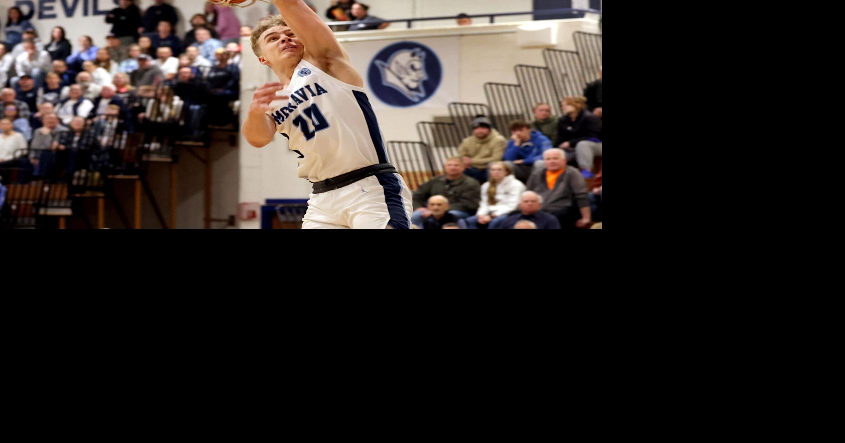 Moravia boys basketball routs Walton/Downsville in sectional