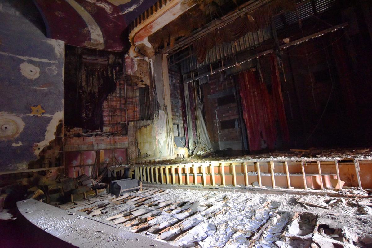 Inside the Auburn Schine Theater