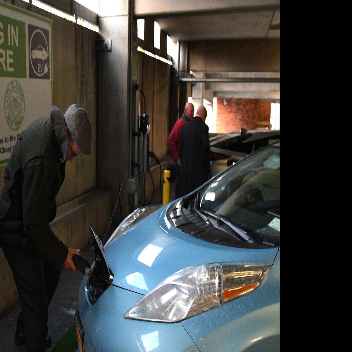 Clean Fleets Auburn Celebrates New Vehicle Charging Station In