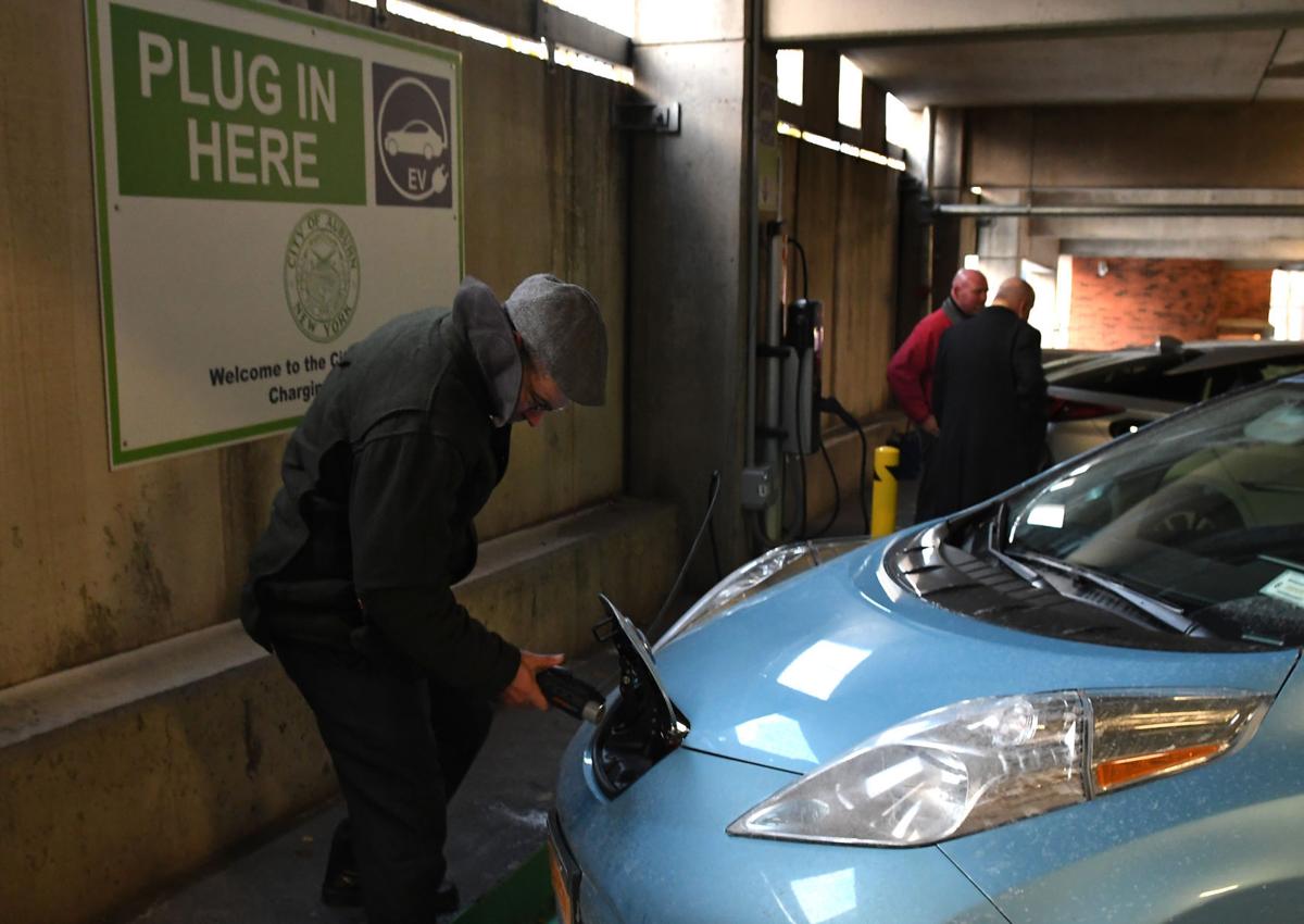 Clean Fleets Auburn Celebrates New Vehicle Charging Station In Downtown Parking Garage Local News Auburnpub Com A wide variety of leaf car charger options are available to you, such as qc3.0, qi and qc2.0.you can also choose from 2 x usb, 1 x usb and dc leaf car charger,as well as. auburn celebrates new vehicle charging