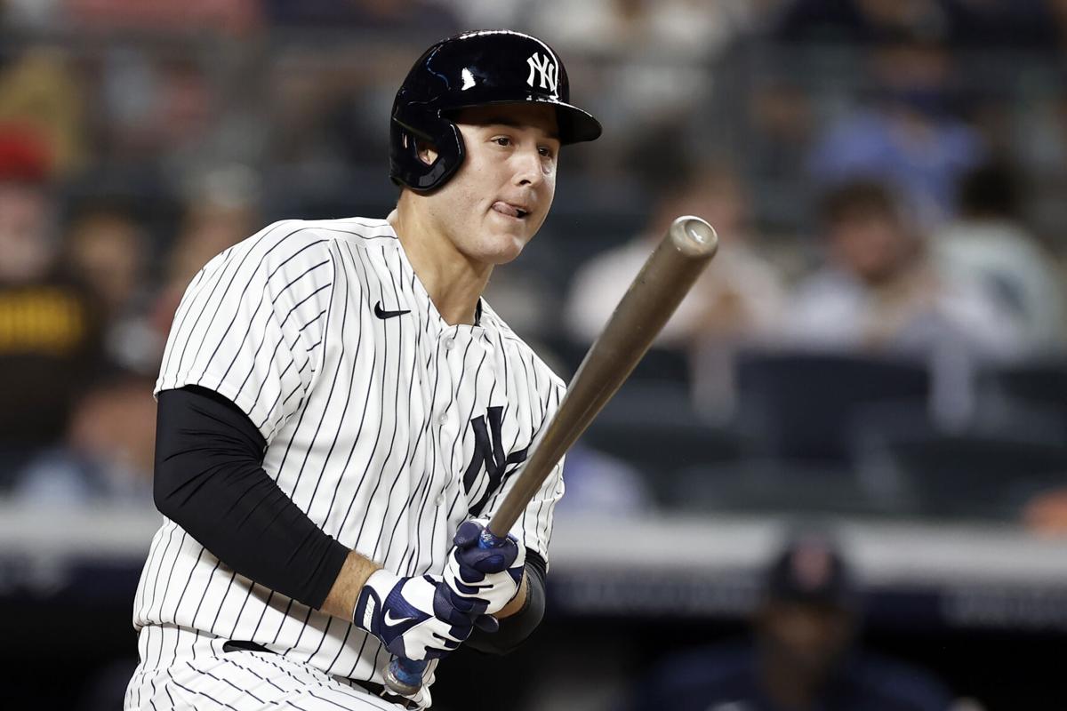 MLB - Anthony Rizzo is reportedly returning to the Yankees on a 2